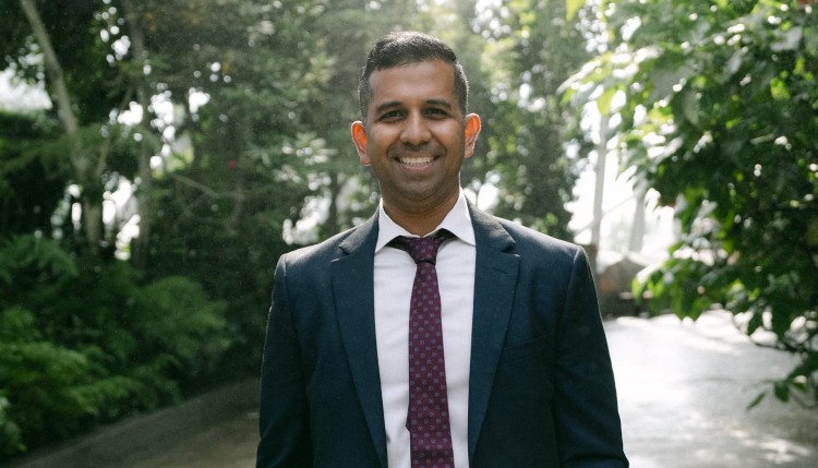 Headshot of Vaughn Coomansingh